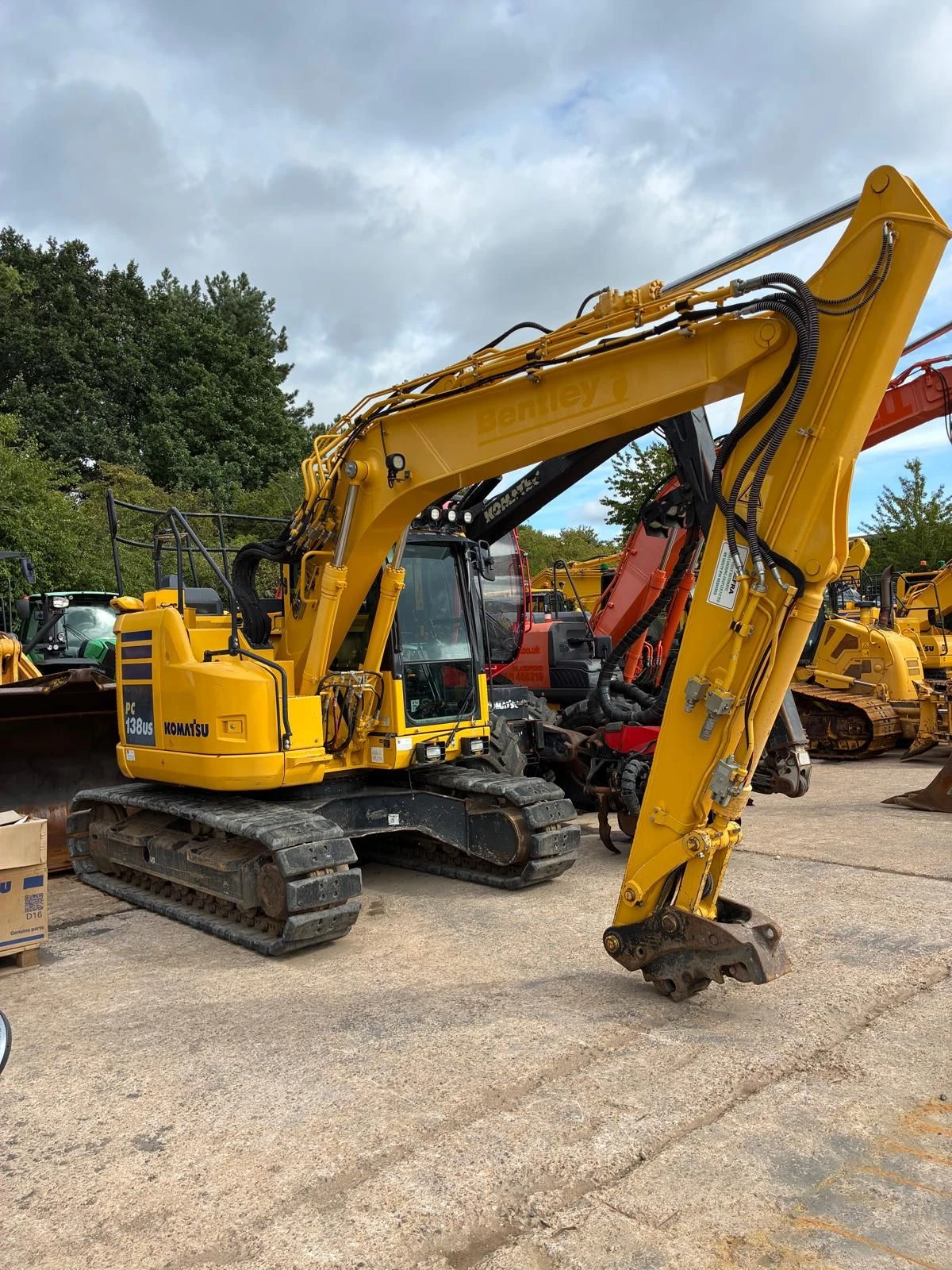 Багер Komatsu PC 138 US-11 3 КОФИ ЛИЗИНГ, снимка 3 - Индустриална техника - 55946276