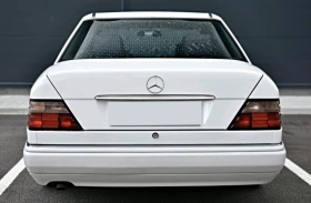 Mercedes-Benz E 200, снимка 3