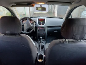 Peugeot 207 1.4 с газова, снимка 11