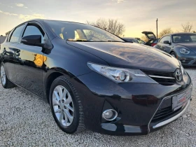 Toyota Auris 2.0D4D 124к.с НАВИГАЦИЯ, КАМЕРА , снимка 3