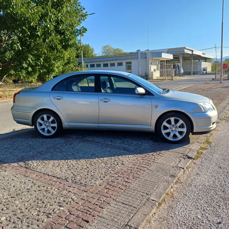 Toyota Avensis, снимка 7 - Автомобили и джипове - 47303414