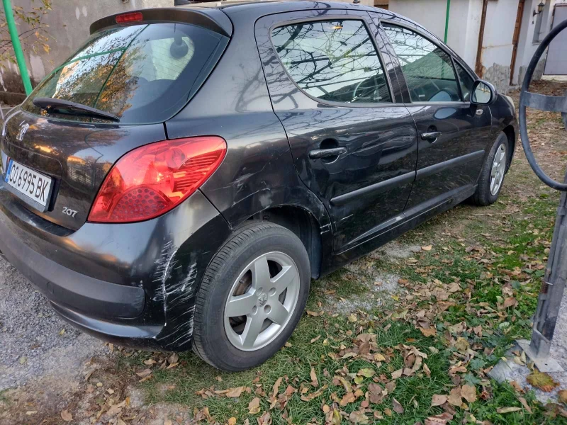 Peugeot 207 1.4 с газова, снимка 5 - Автомобили и джипове - 47855221