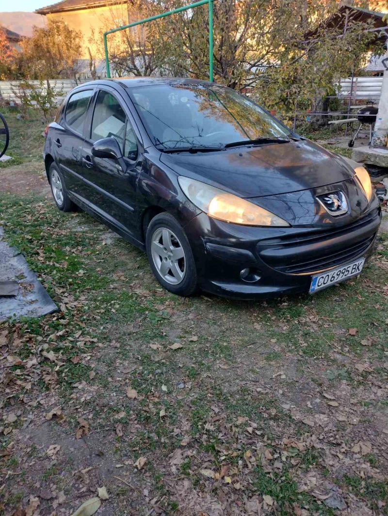 Peugeot 207 1.4 с газова, снимка 3 - Автомобили и джипове - 47855221