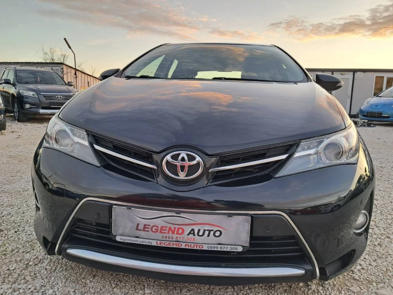 Toyota Auris 2.0D4D 124к.с НАВИГАЦИЯ, КАМЕРА , снимка 2 - Автомобили и джипове - 48377465