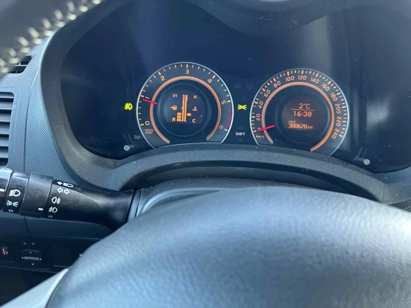 Toyota Auris 2.0 D4D, снимка 8 - Автомобили и джипове - 51535812