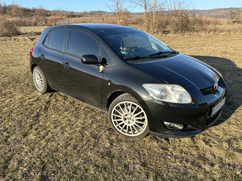 Toyota Auris 2.0 D4D, снимка 2 - Автомобили и джипове - 51535812