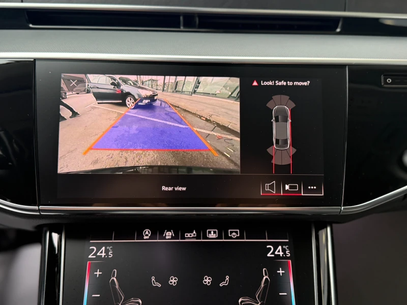 Audi A8 6 МЕСЕЦА ГАРАНЦИЯ!!!Long 5.0 TDI/Сервизна книжка, снимка 12 - Автомобили и джипове - 51623624