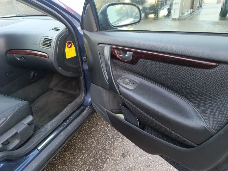 Volvo S60 Бензин/газ 2.4 140 к.с, снимка 9 - Автомобили и джипове - 52348577