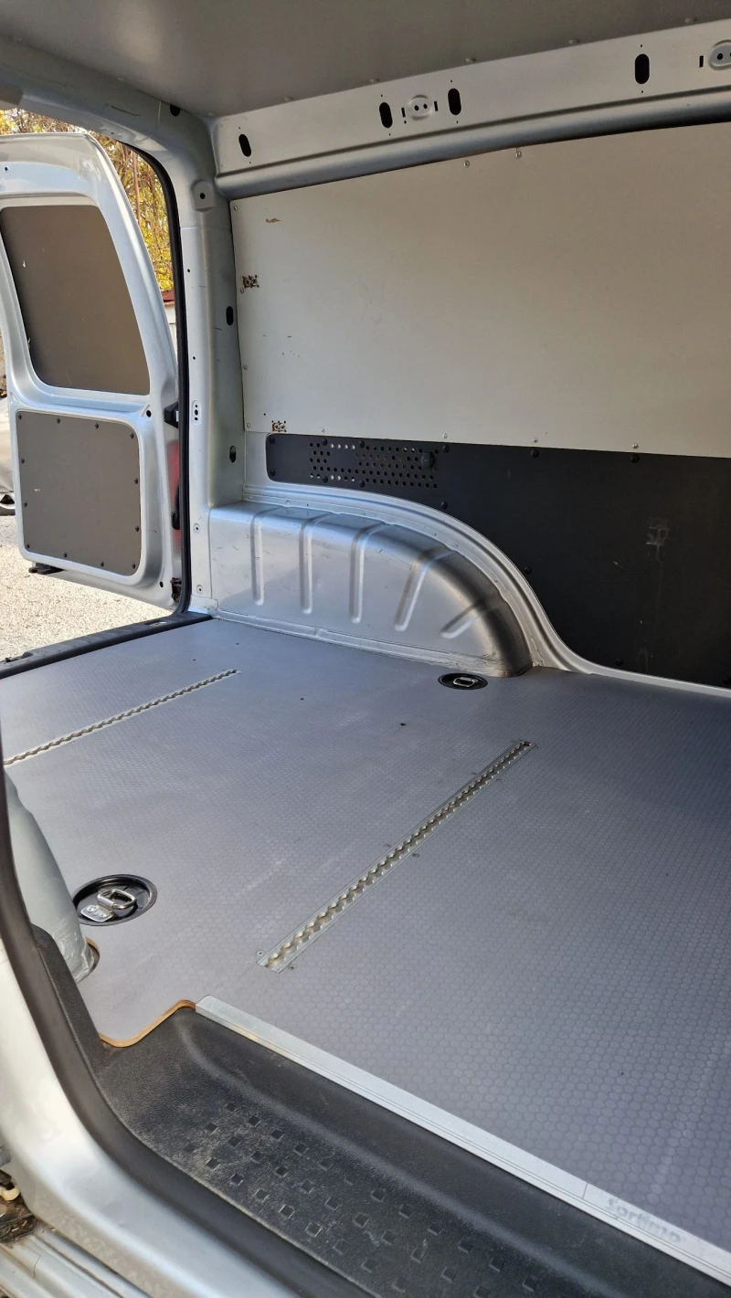 VW Caddy 1.4 TGI.110 кс.ПЪЛНА СЕРВИЗНА ИСТОРИЯ  EURO 6, снимка 12 - Автомобили и джипове - 52392087