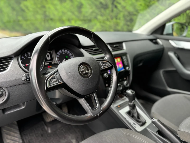 Skoda Octavia 2.0tdi 150hp, снимка 8 - Автомобили и джипове - 53076824