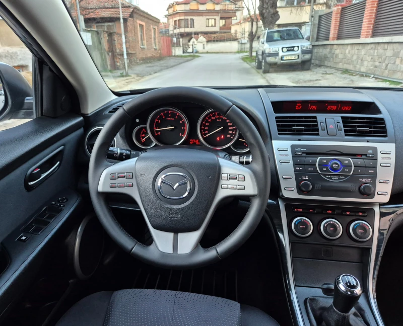 Mazda 6 1.8i-veriga-japan, снимка 15 - Автомобили и джипове - 53113298