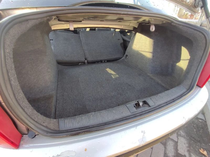 Skoda Fabia 1.4 TDi, снимка 10 - Автомобили и джипове - 53420571