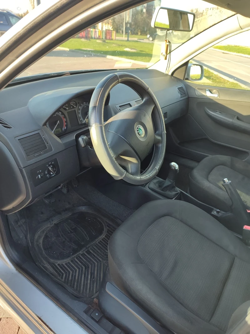Skoda Fabia 1.4 TDi, снимка 13 - Автомобили и джипове - 53420571