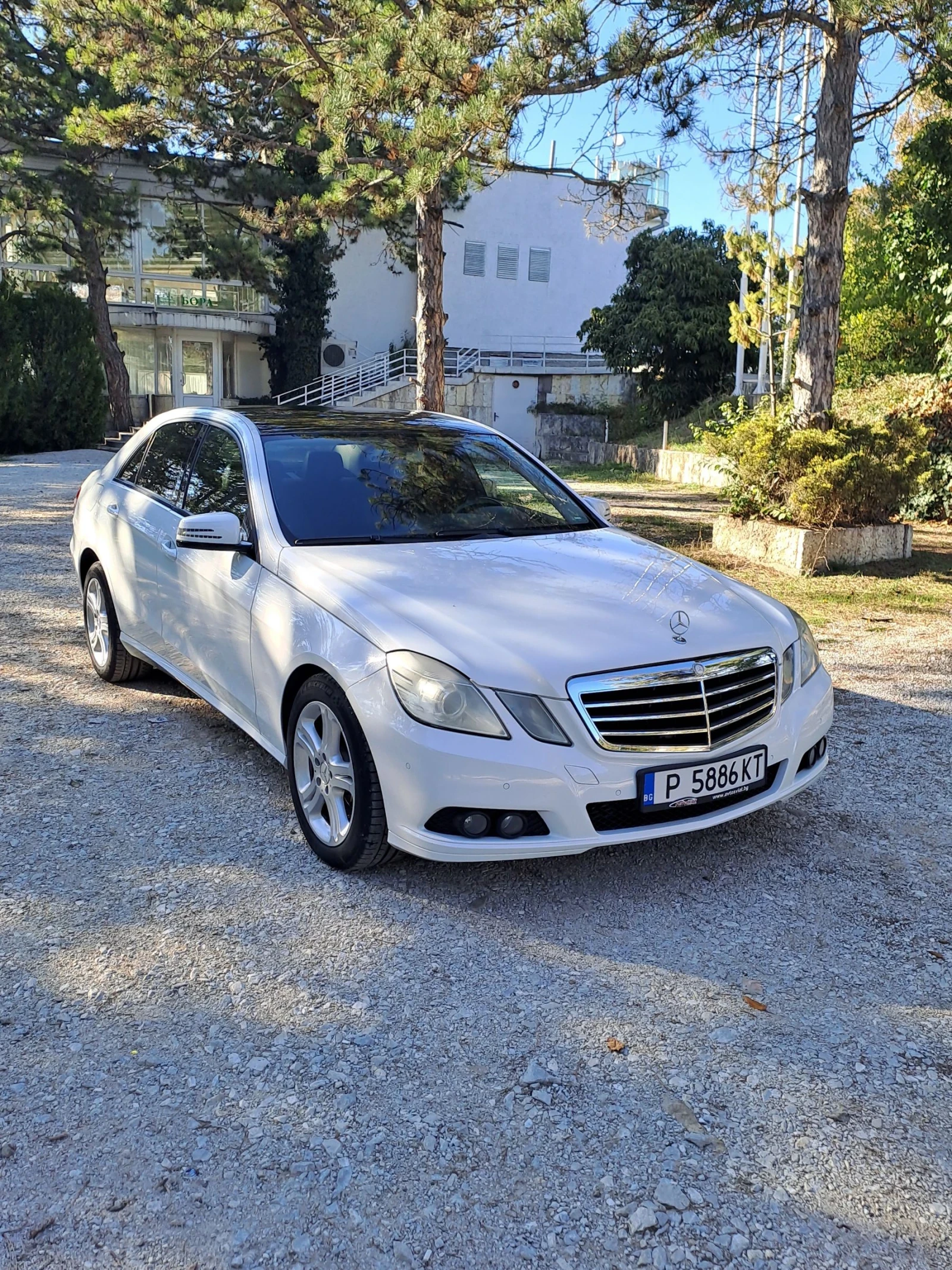 Mercedes-Benz E 220 CDI, снимка 1