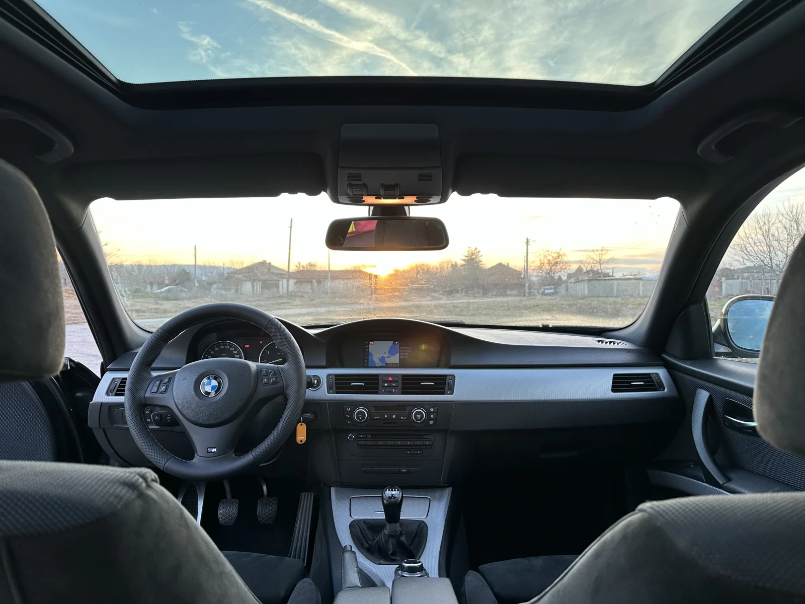 BMW 318 I* Mpack* Navi*  | Mobile.bg   11