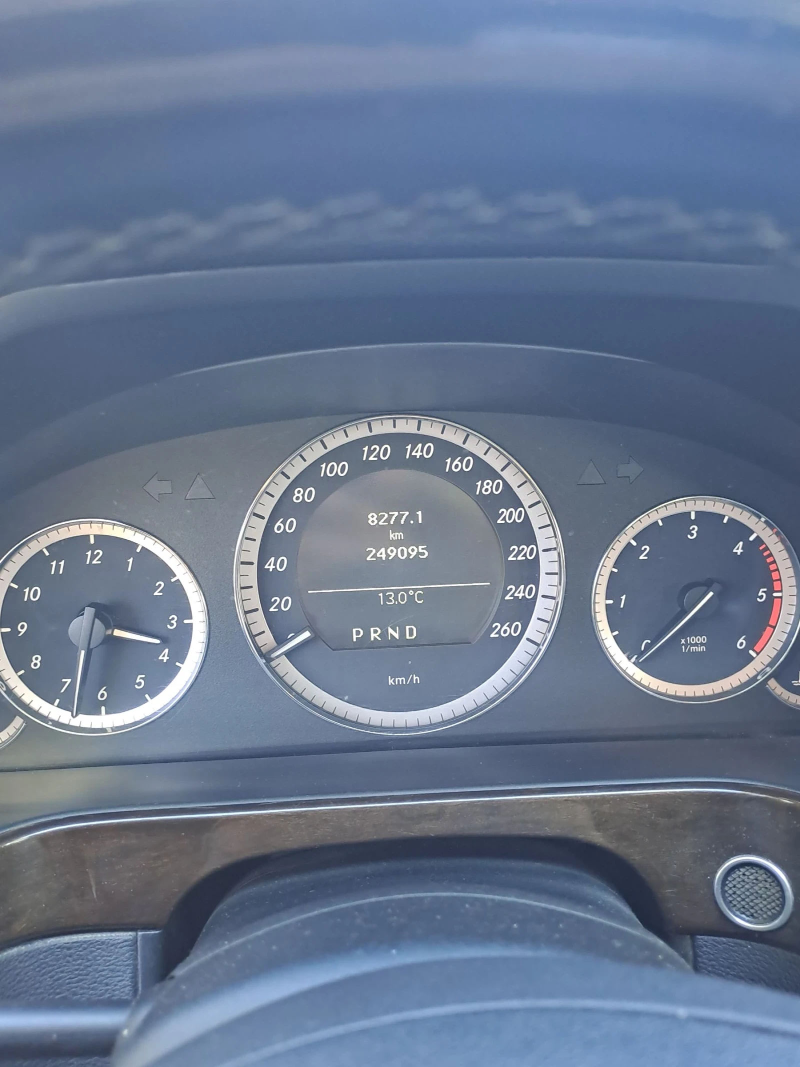 Mercedes-Benz E 220 CDI | Mobile.bg   14