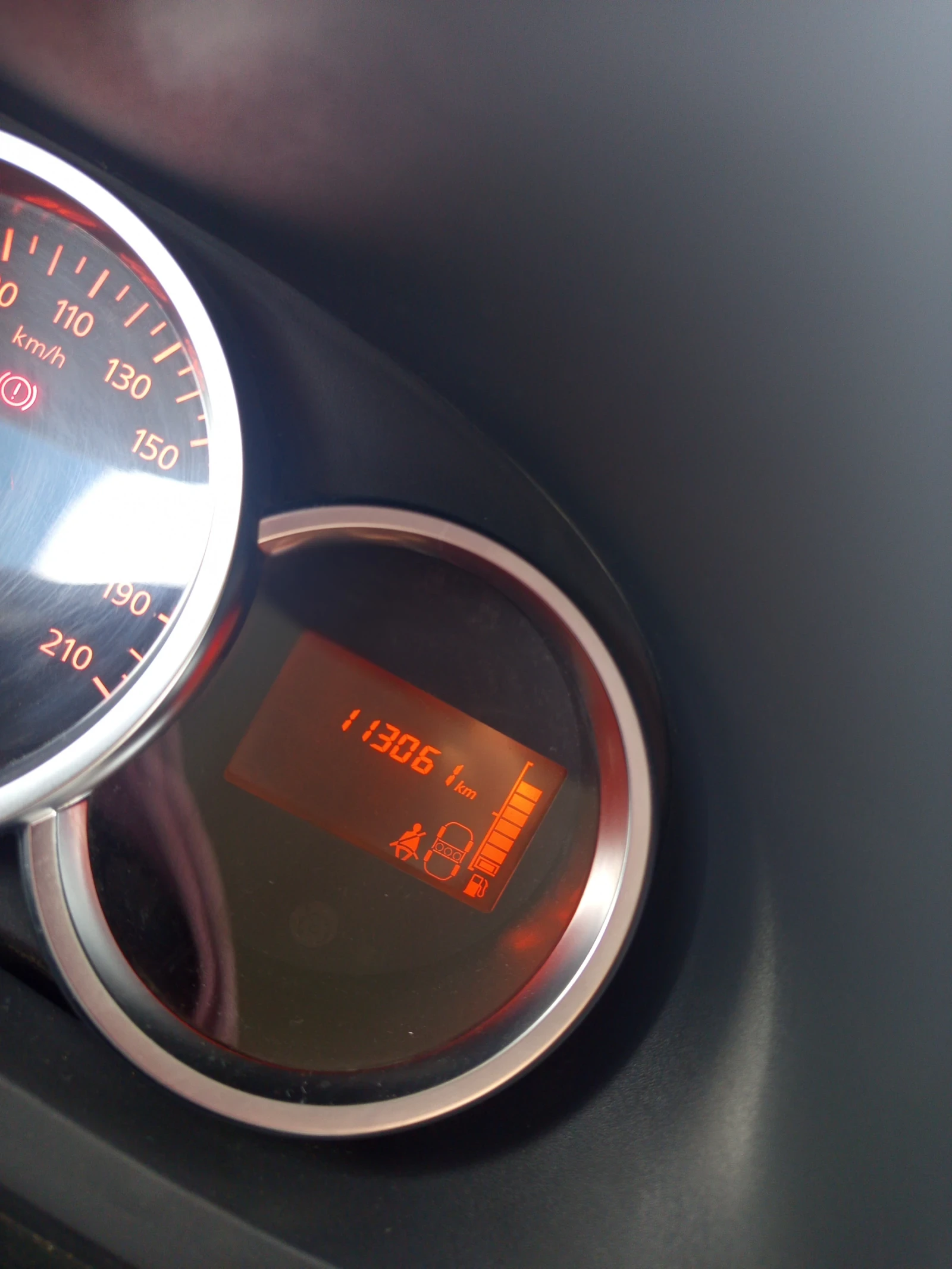 Dacia Lodgy STEPWAY 6+ 1/1, 5DCi adblue | Mobile.bg   11