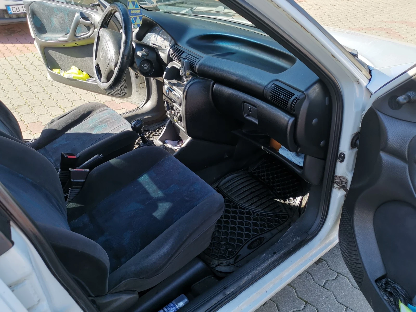 Opel Astra Caravan - изображение 7