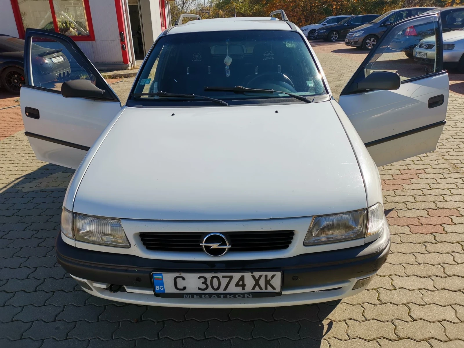 Opel Astra Caravan - изображение 3
