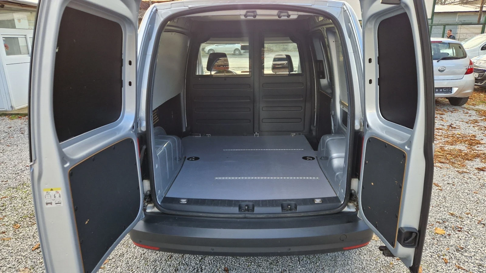 VW Caddy 1.4 TGI.110 .    EURO 6 | Mobile.bg   10