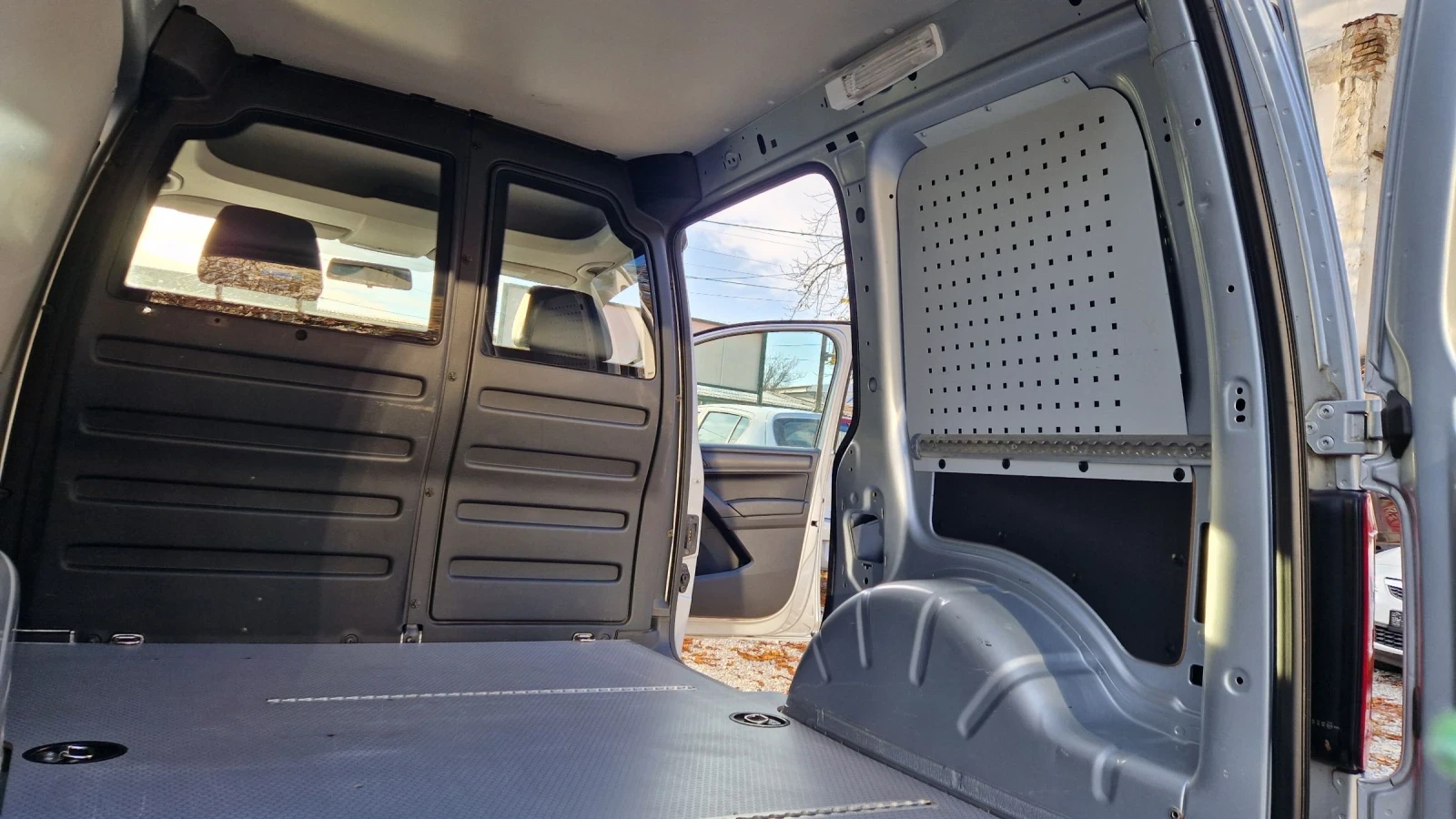 VW Caddy 1.4 TGI.110 .    EURO 6 | Mobile.bg   14