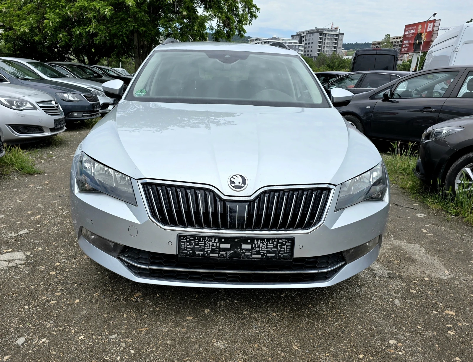 Skoda Superb ТОП ЦЕНА/КАТО ЧИСТО НОВ/DISTRONIK/2.0TDI/150hp - изображение 2