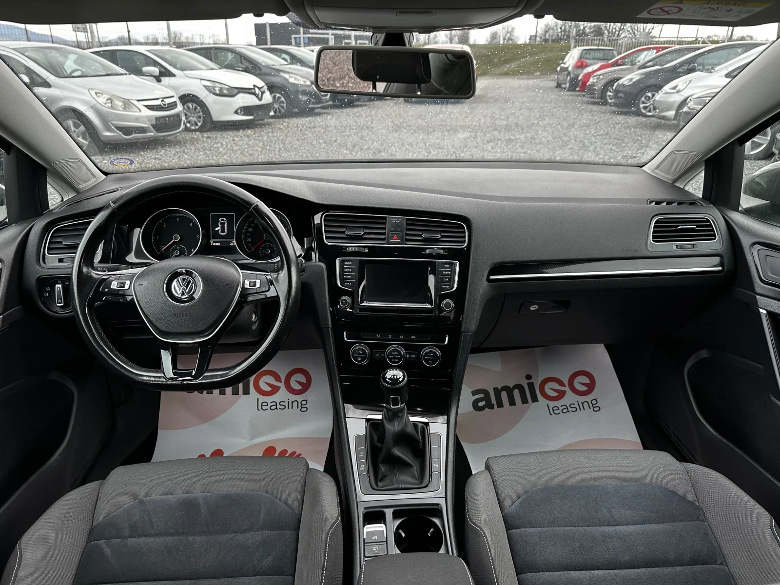 VW Golf 1.6tdi 4Motion Highline, снимка 8 - Автомобили и джипове - 54158381