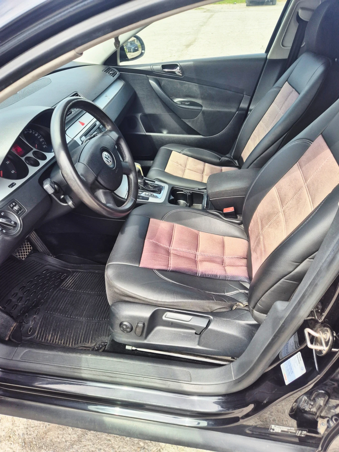 VW Passat 2.0 TDI / DSG, снимка 8 - Автомобили и джипове - 54181266