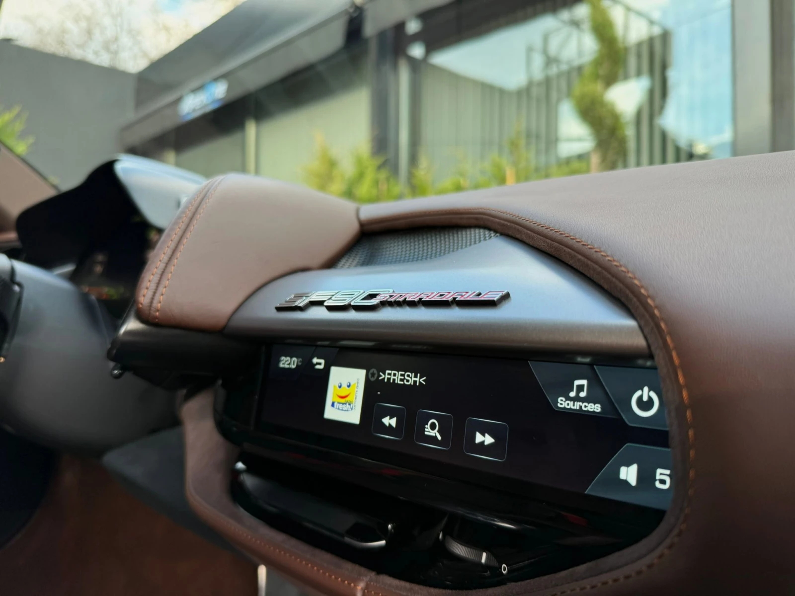 Ferrari SF 90 STRADALE | Mobile.bg � ����������� 10