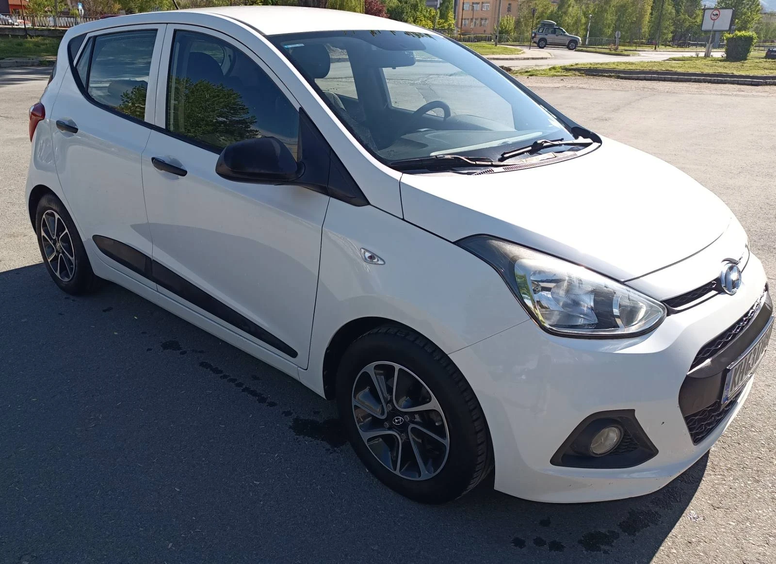 Hyundai I10, снимка 3 - Автомобили и джипове - 54304455