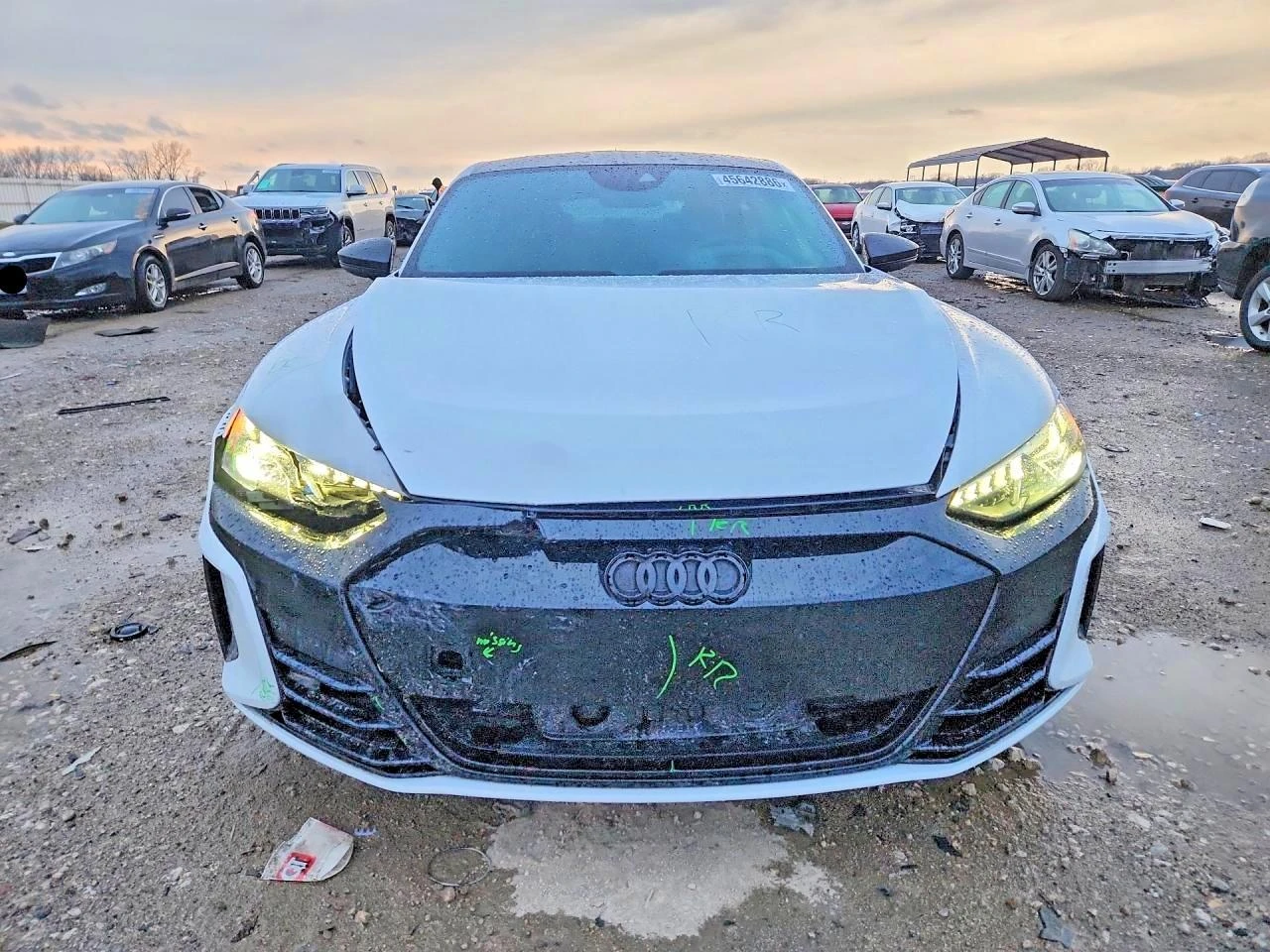 Audi E-Tron GT RS QUATTRO, снимка 5 - Автомобили и джипове - 54344754