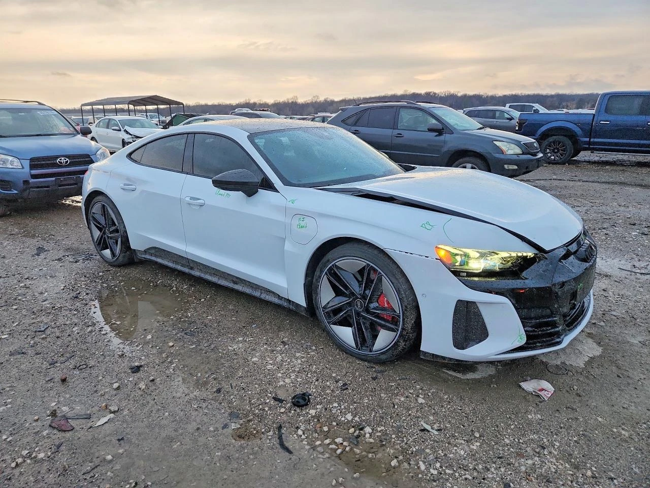 Audi E-Tron GT RS QUATTRO, снимка 4 - Автомобили и джипове - 54344754