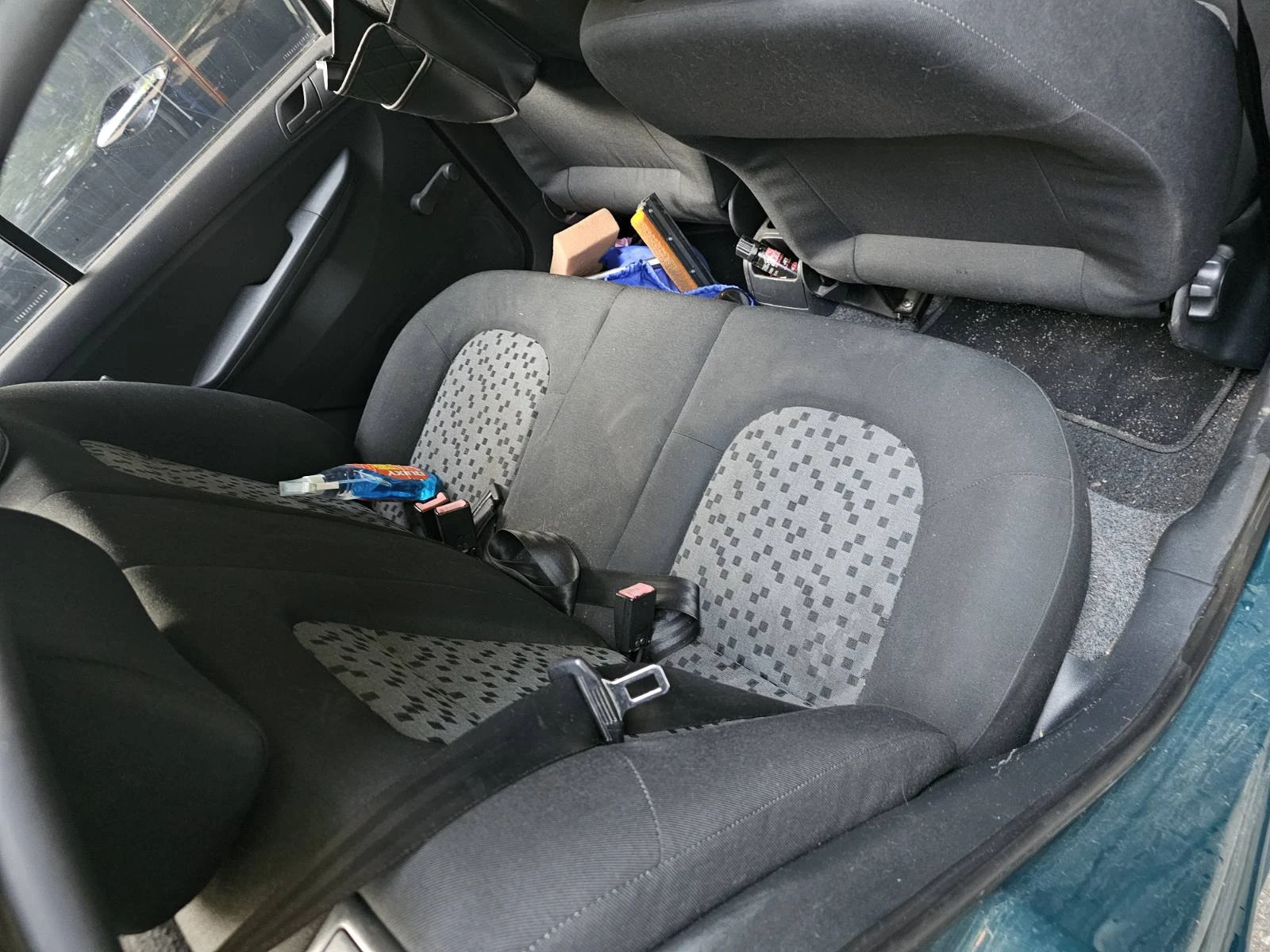 Skoda Fabia, снимка 9 - Автомобили и джипове - 54543846