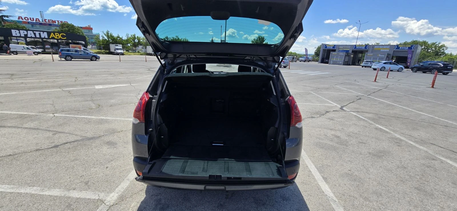 Peugeot 3008 1.6 150кс РЕАЛНИ КМ, ДДС , снимка 11 - Автомобили и джипове - 54713204