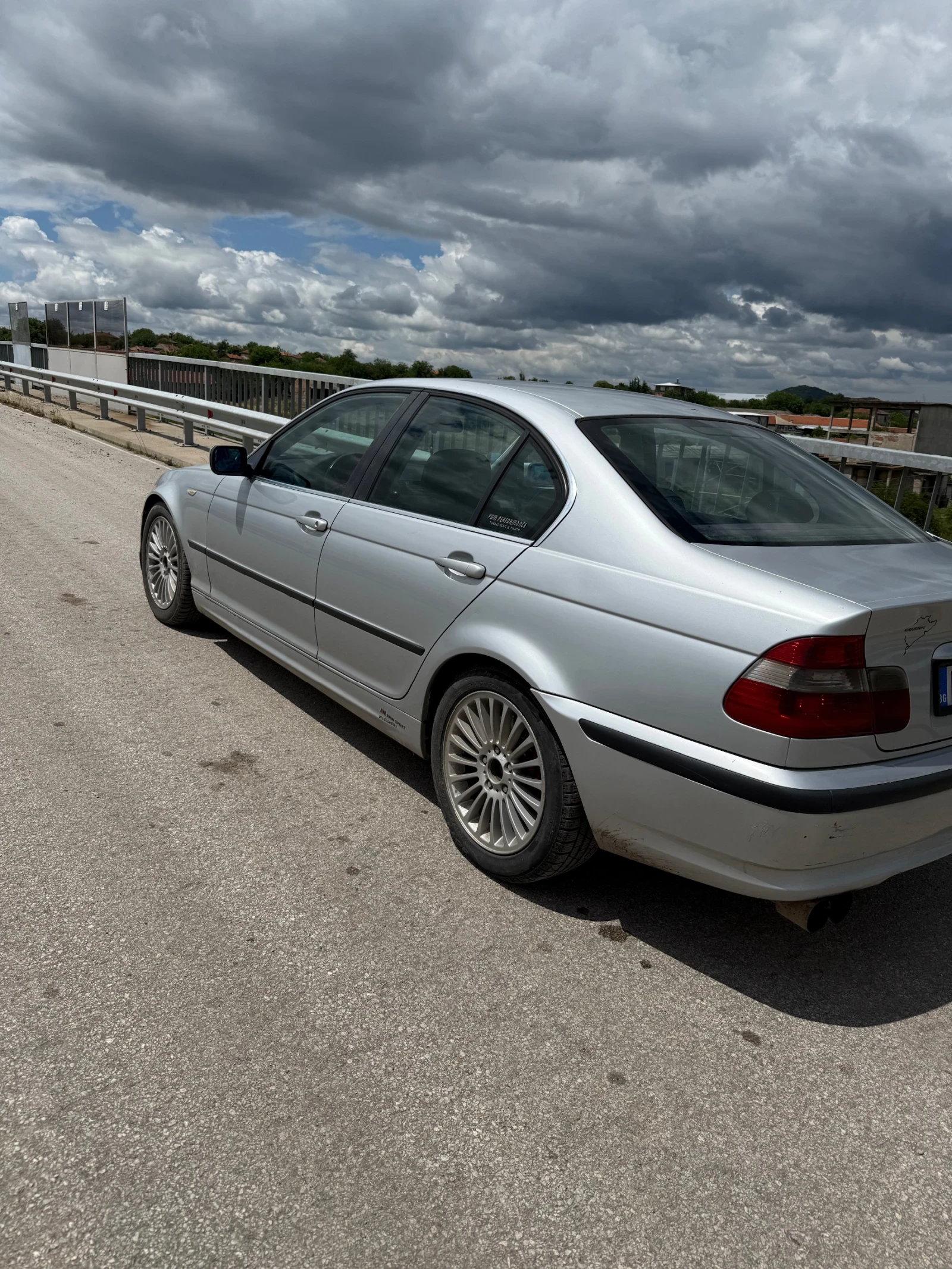 BMW 330 3 D, снимка 4 - Автомобили и джипове - 54891446