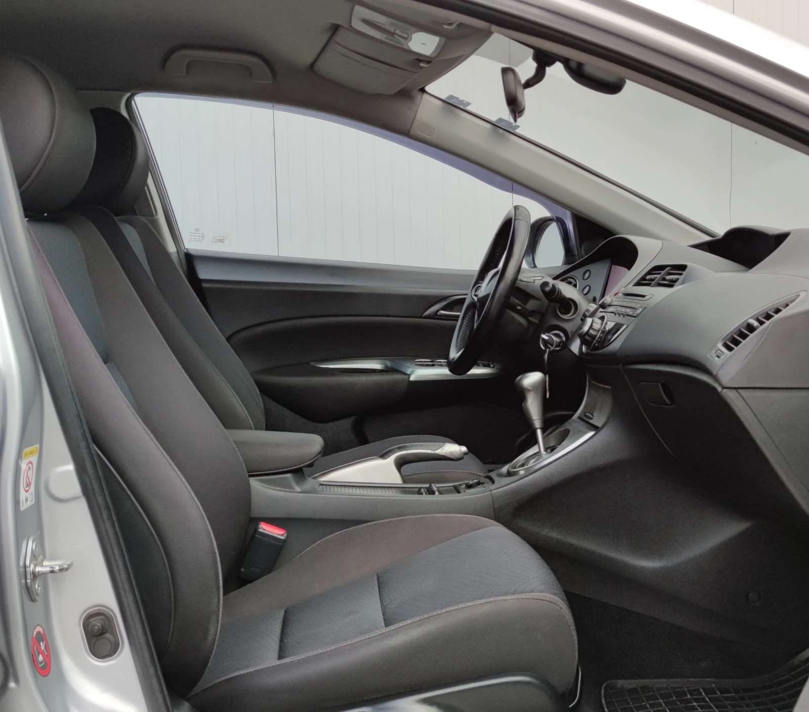 Honda Civic 2.2I-CDTI* 140к.с* Facelift* , снимка 12 - Автомобили и джипове - 55337840