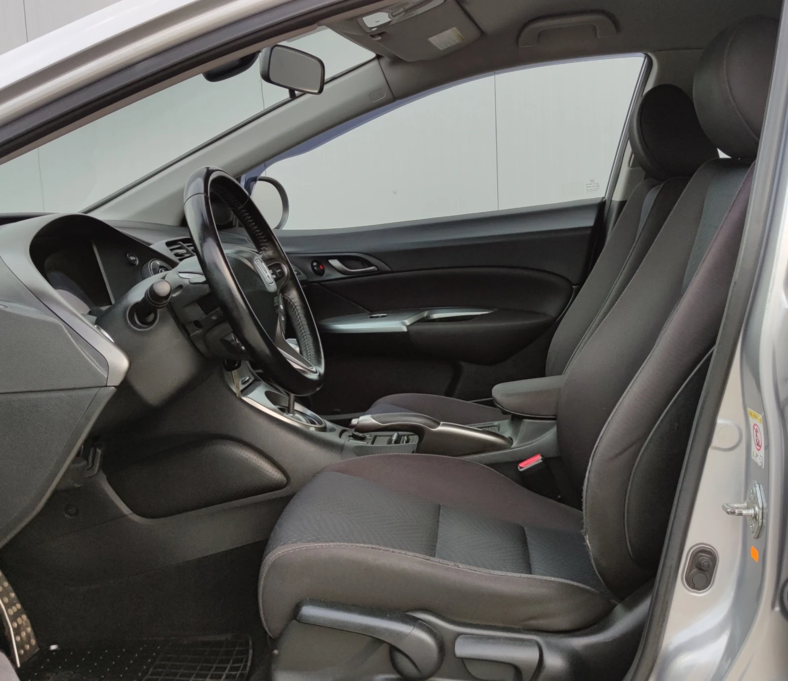 Honda Civic 2.2I-CDTI* 140к.с* Facelift* , снимка 13 - Автомобили и джипове - 55337840