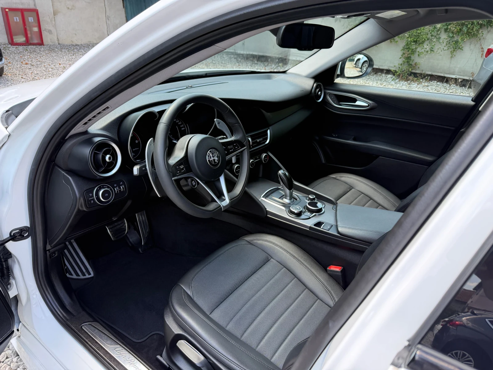 Alfa Romeo Giulia 2.2JTDM Business - 180k.c. - A��������! | Mobile.bg � ����������� 7