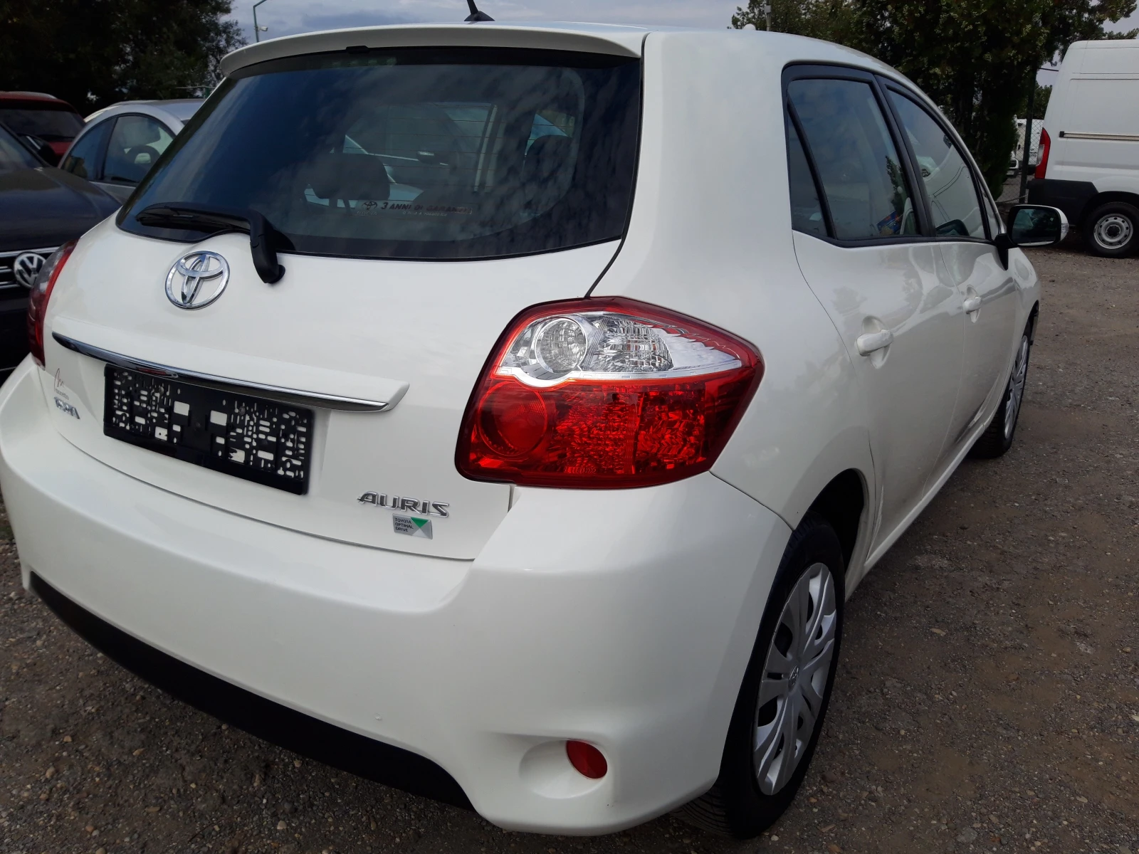 Toyota Auris 1.4D4D* 90k.FACE LIFT* , снимка 5 - Автомобили и джипове - 56046004