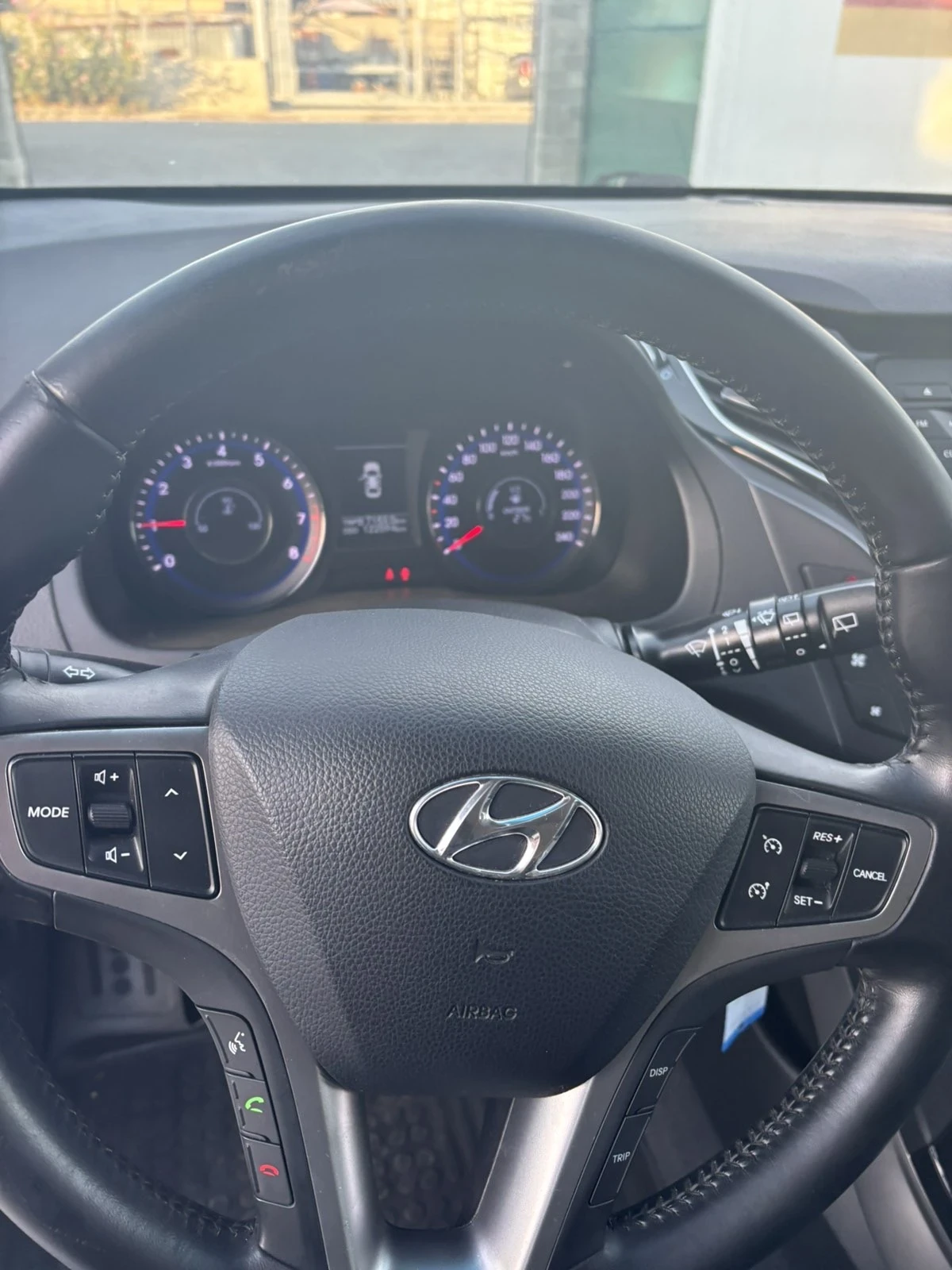 Hyundai I40 Комби, снимка 7 - Автомобили и джипове - 56416383