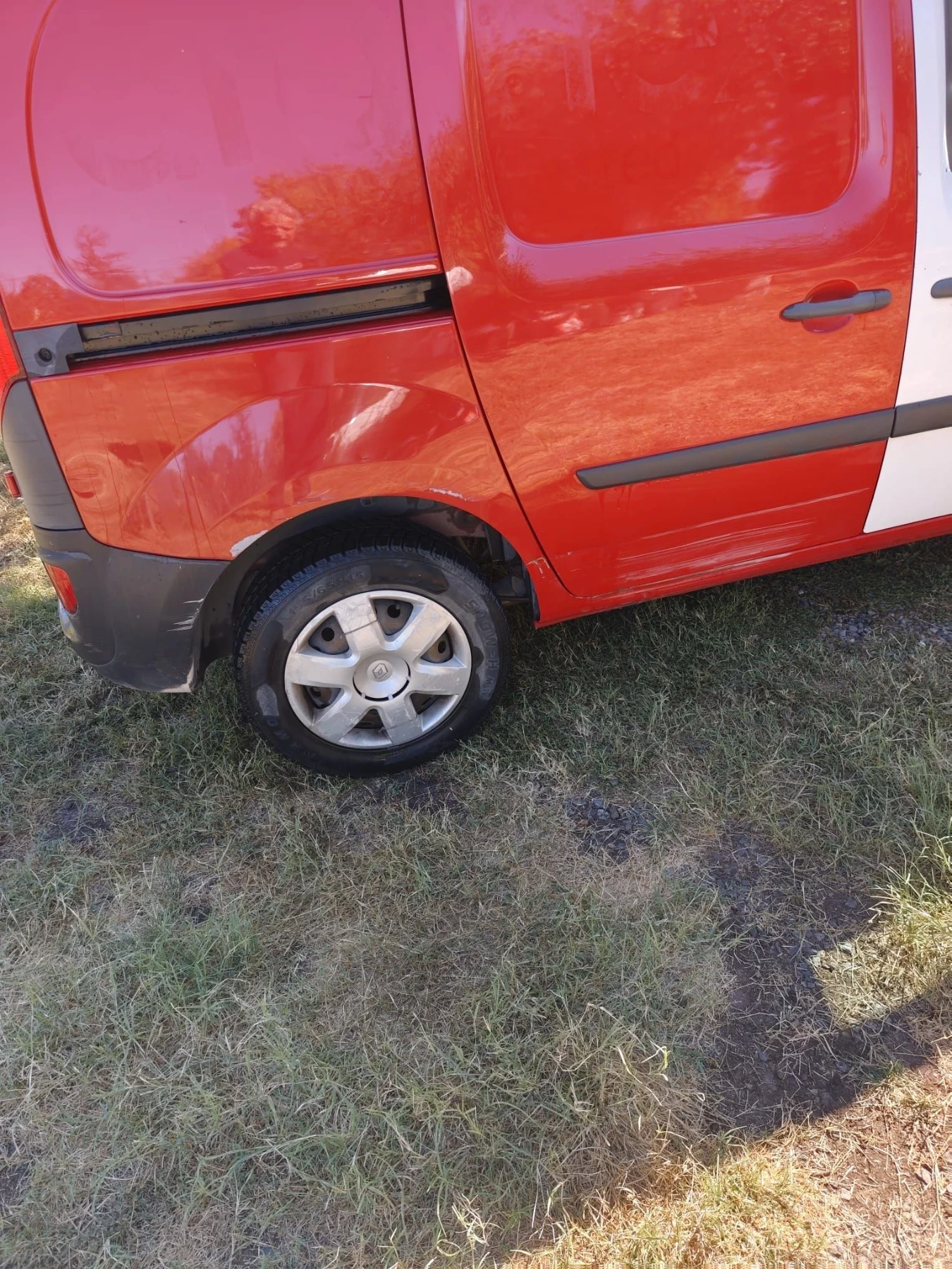 Renault Kangoo, снимка 3 - Автомобили и джипове - 56460213