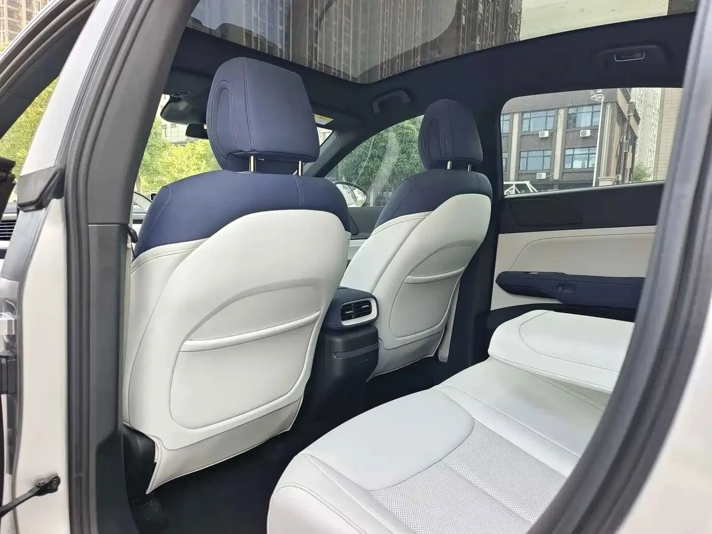 Xpeng G6, снимка 9 - Автомобили и джипове - 56713286