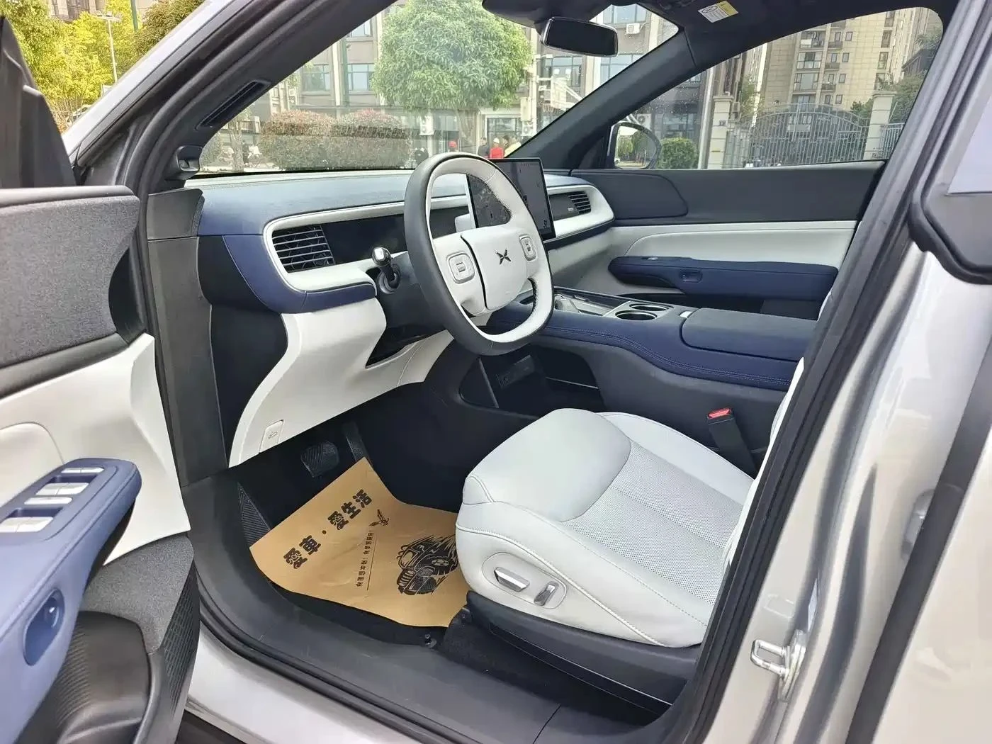 Xpeng G6, снимка 8 - Автомобили и джипове - 56713286