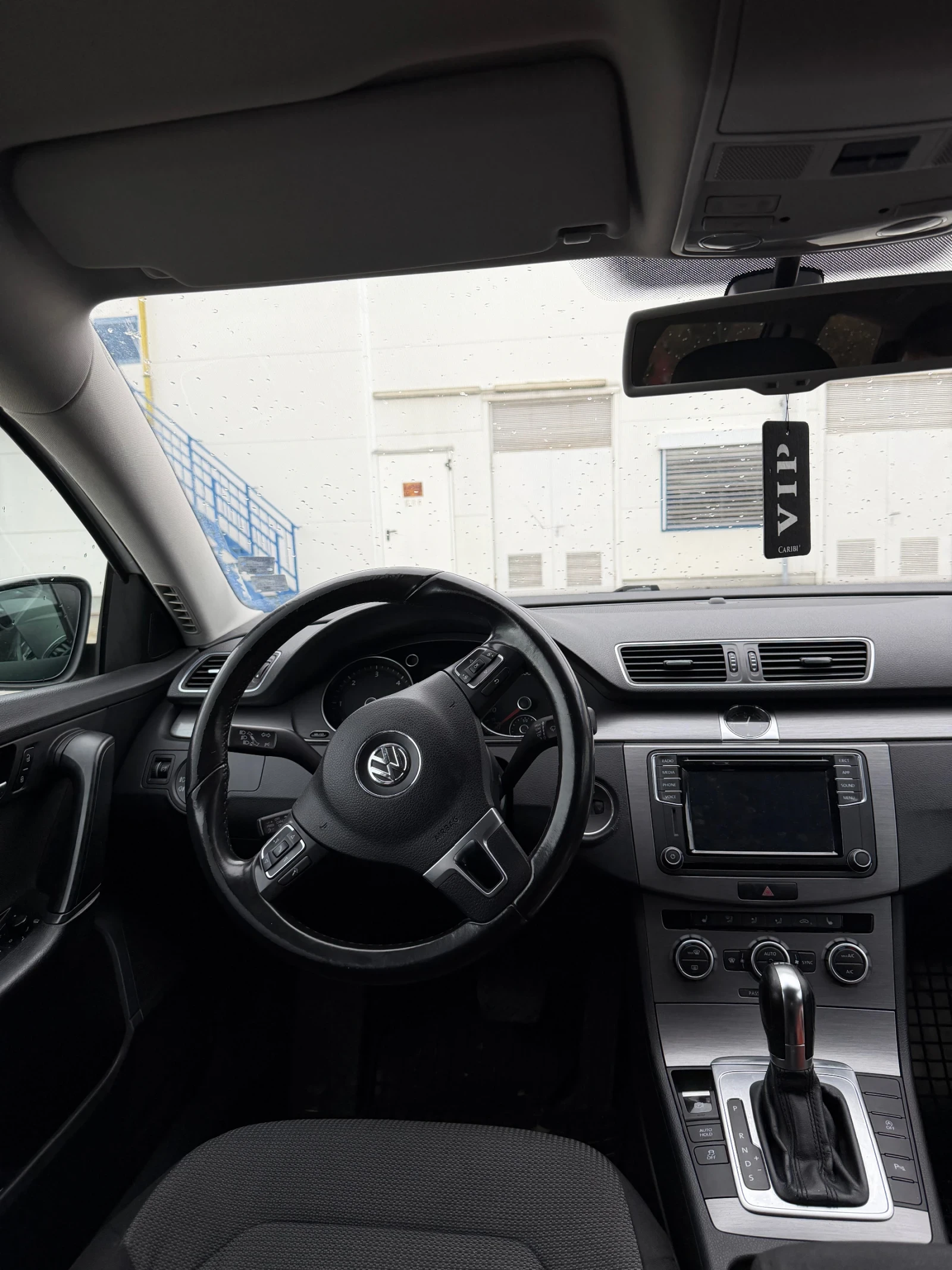 VW Passat B7 2.0 TDI 177, снимка 13 - Автомобили и джипове - 56724728