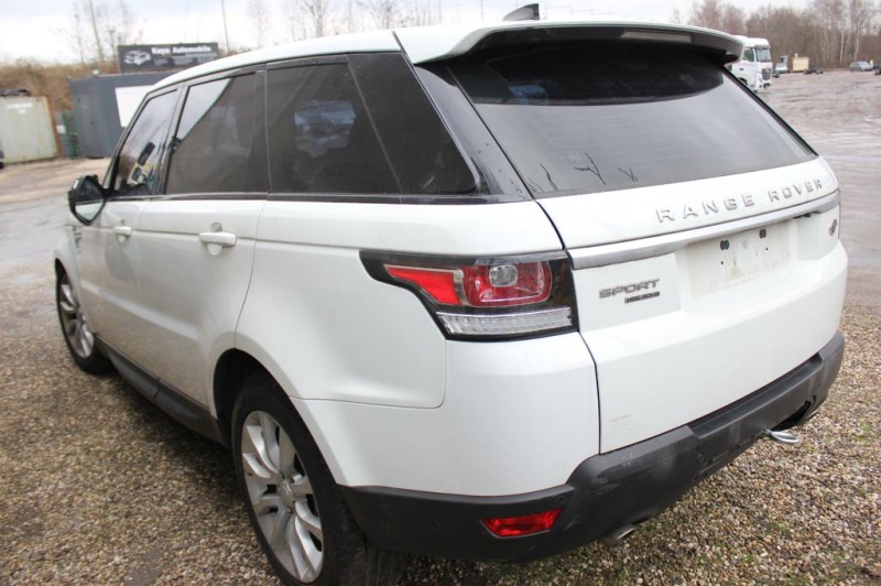 Land Rover Discovery Discovery Sport 2.0 td4 HSE, снимка 4 - Автомобили и джипове - 40539823