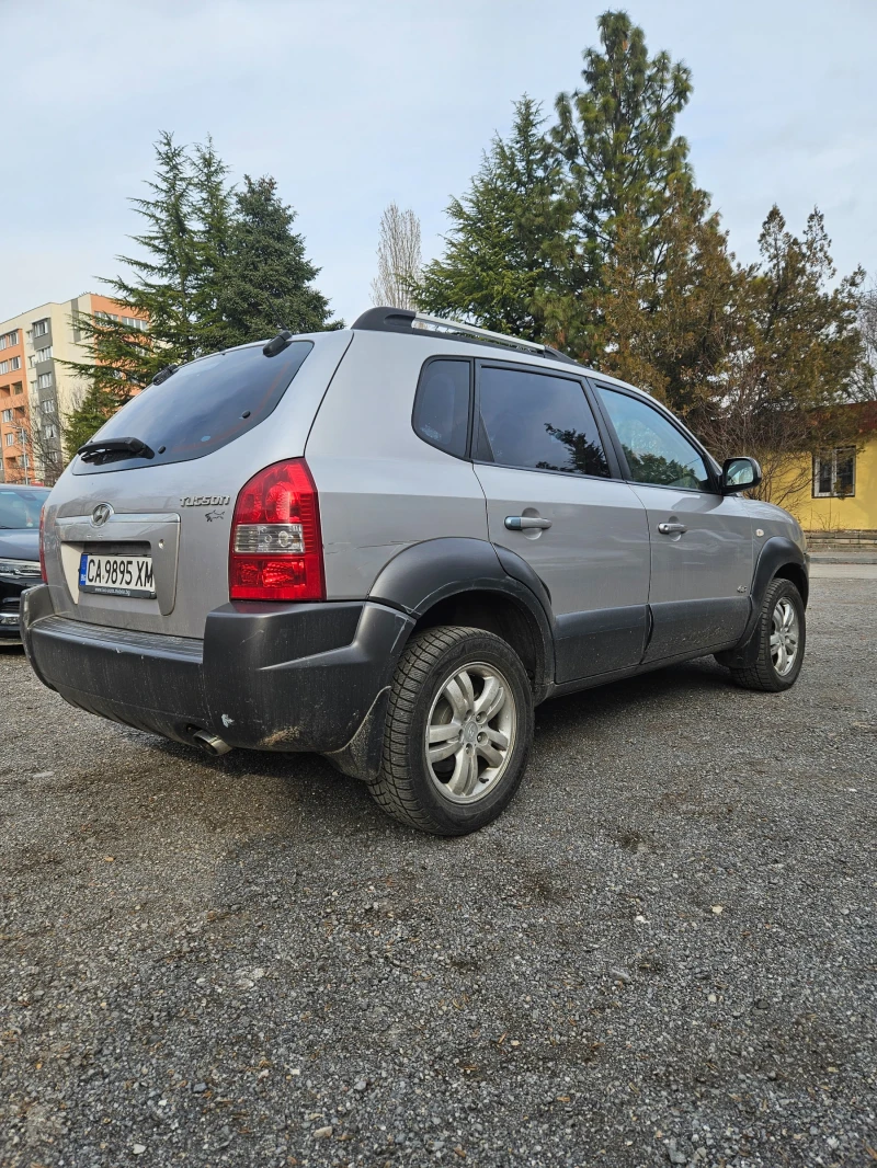 Hyundai Tucson, снимка 5 - Автомобили и джипове - 48148753