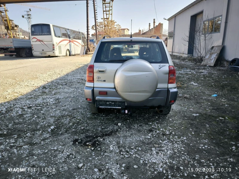 Toyota Rav4, снимка 5 - Автомобили и джипове - 49310623