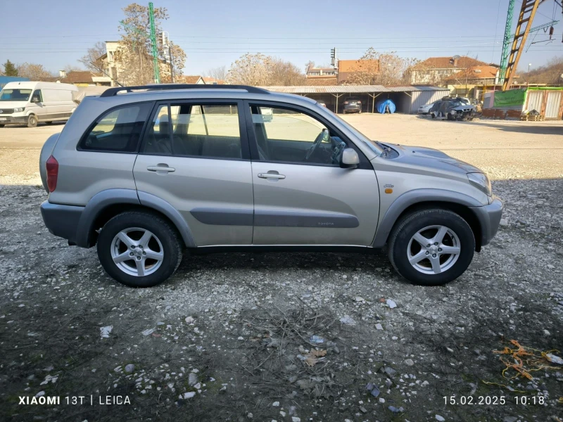 Toyota Rav4, снимка 3 - Автомобили и джипове - 49310623