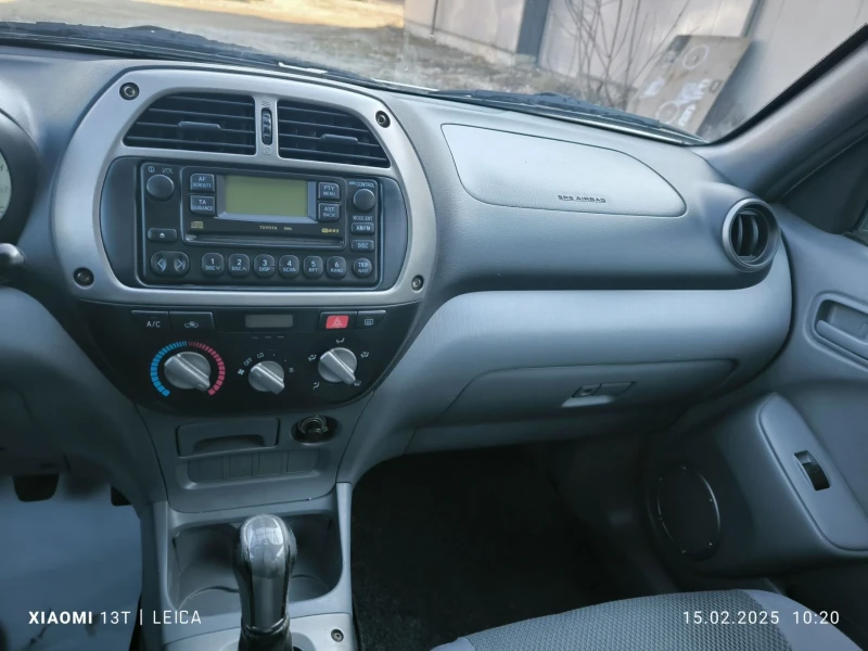 Toyota Rav4, снимка 7 - Автомобили и джипове - 49310623