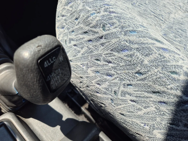 Mitsubishi Pajero 2.5 TDI, снимка 12 - Автомобили и джипове - 50937069